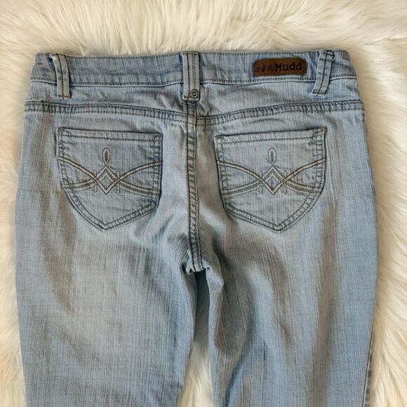Vtg Mudd Jeans Size 7 Super Low Rise Flare Light Wash Denim Y2K Decorati… - Picture 4 of 9